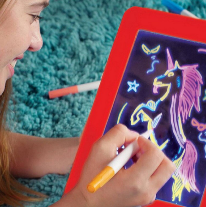 Magiczny Tablet Graficzny ze Światełkami Led Dla Dzieci!